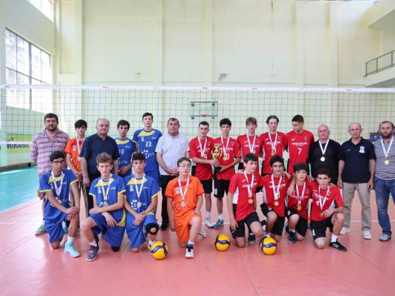საქართველოს ფრენბურთის ეროვნული ფედერაციისა და ფრენბურთის კლუბის ,,ცაგერი"...