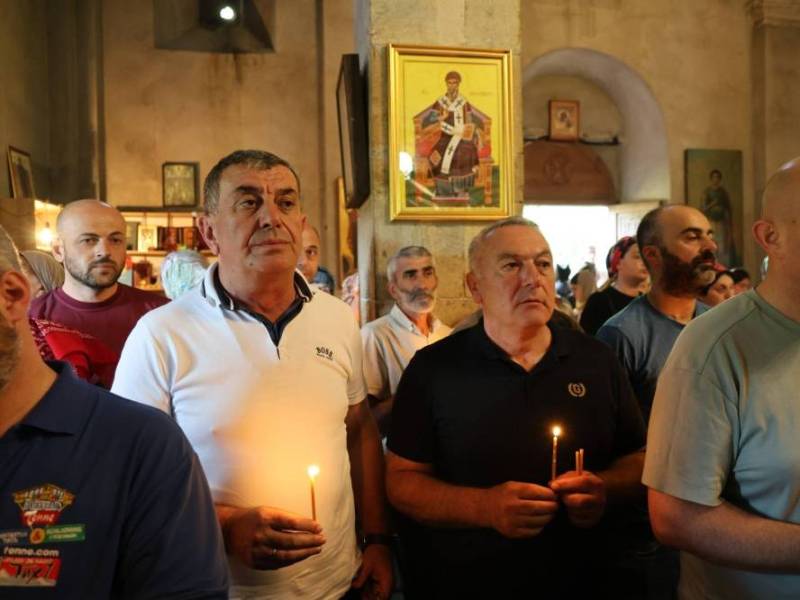 ცაგერის მერის მოვალეობის შემსრულებელი რევაზ ახვლედიანი, მუნიციპალიტეტის საკრებულოს...