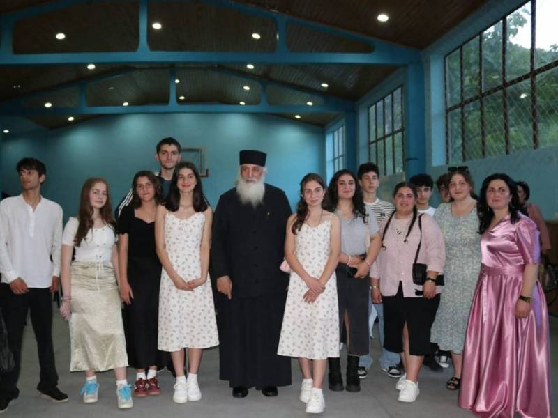 ცაგერის წმინდა ილია მართლის სახელობის გიმნაზიაში გაიმართა ღონისძიება ,,ბოლო ზარი-2024"...