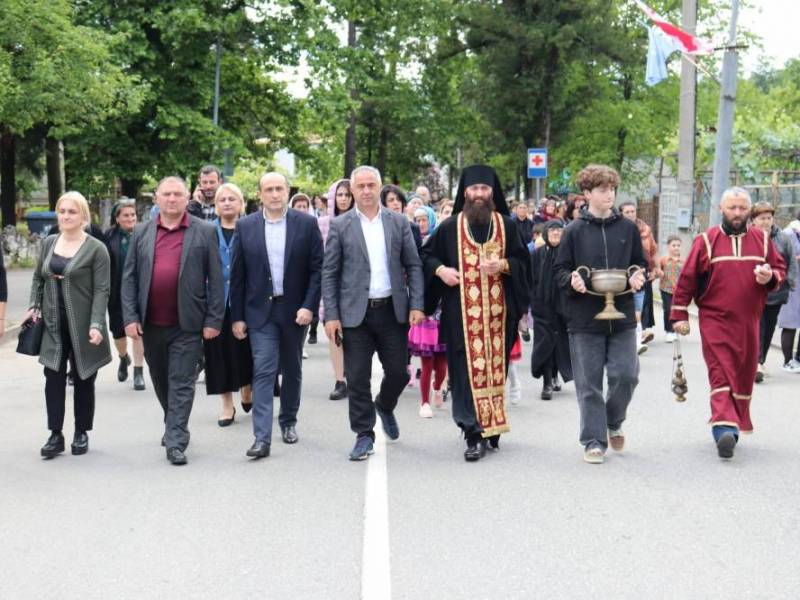 17 მაისი ოჯახის სიწმინდის და მშობლების პატივისცემის დღეა!