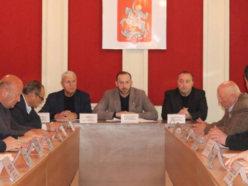 ცაგერის მუნიციპალიტეტის საკრებულოს ბიუროსა და საკრებულოს რიგგარეშე სხდომა