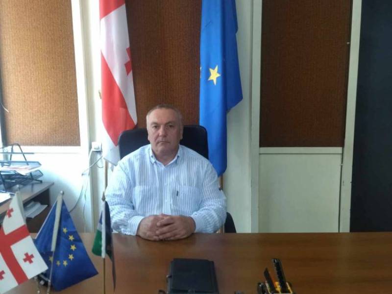 სკოლის დამთავრებას გილოცავთ მეთორმეტე კლასელებო!