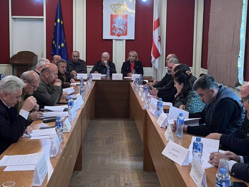 ცაგერის მუნიციპალიტეტის საკრებულოს ბიუროსა და საკრებულოს მორიგი სხდომა