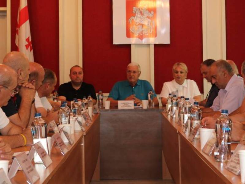 ცაგერის მუნიციპალიტეტის საკრებულოს ბიუროსა და საკრებულოს რიგგარეშე სხდომა