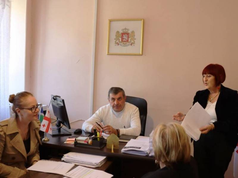 ცაგერის მუნიციპალიტეტის მერიაში,  მუნიციპალიტეტში მცხოვრები ,,შეზღუდული შესაძლებლობის...